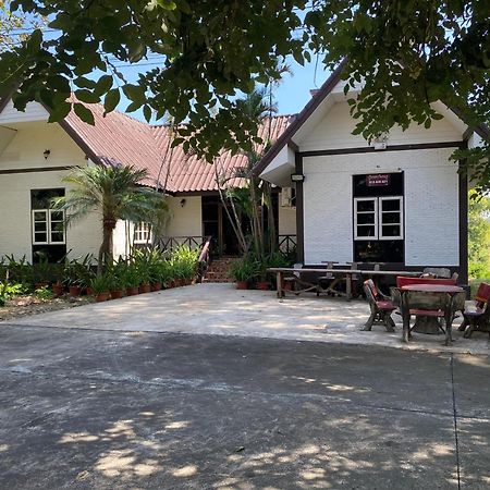 Rs Phong Riverside Resort Кхон Каен Екстериор снимка