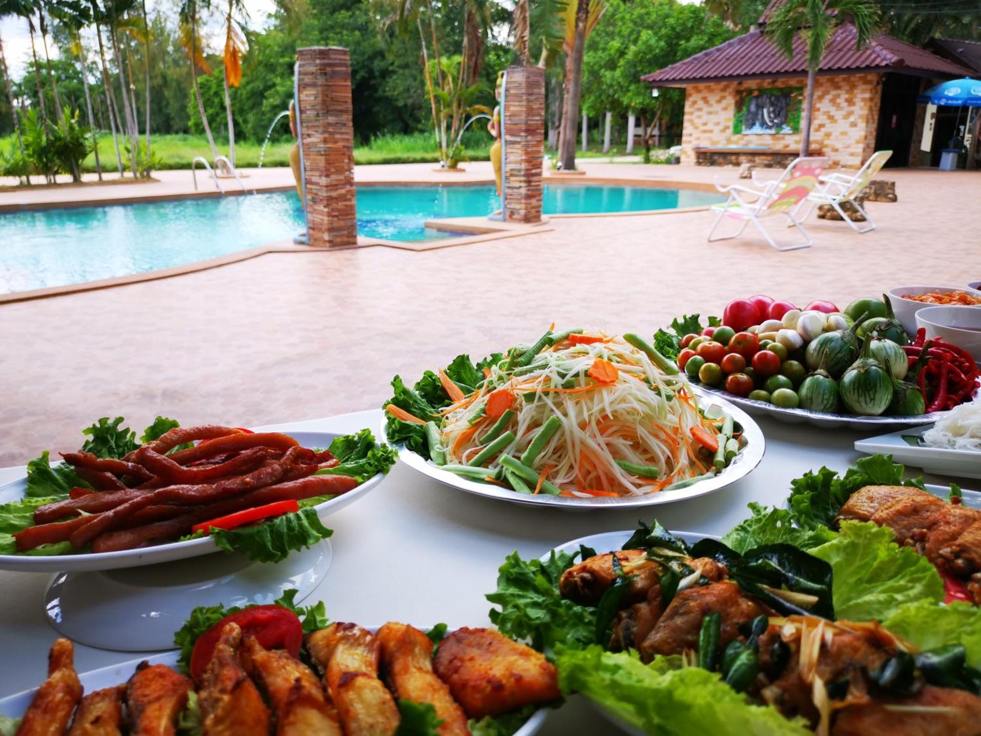 Rs Phong Riverside Resort Кхон Каен Екстериор снимка