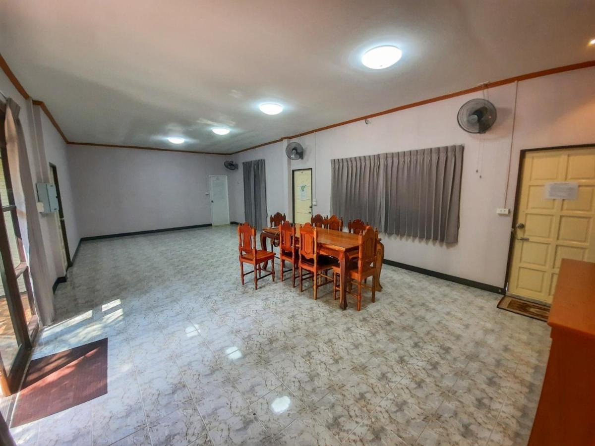 Rs Phong Riverside Resort Кхон Каен Екстериор снимка