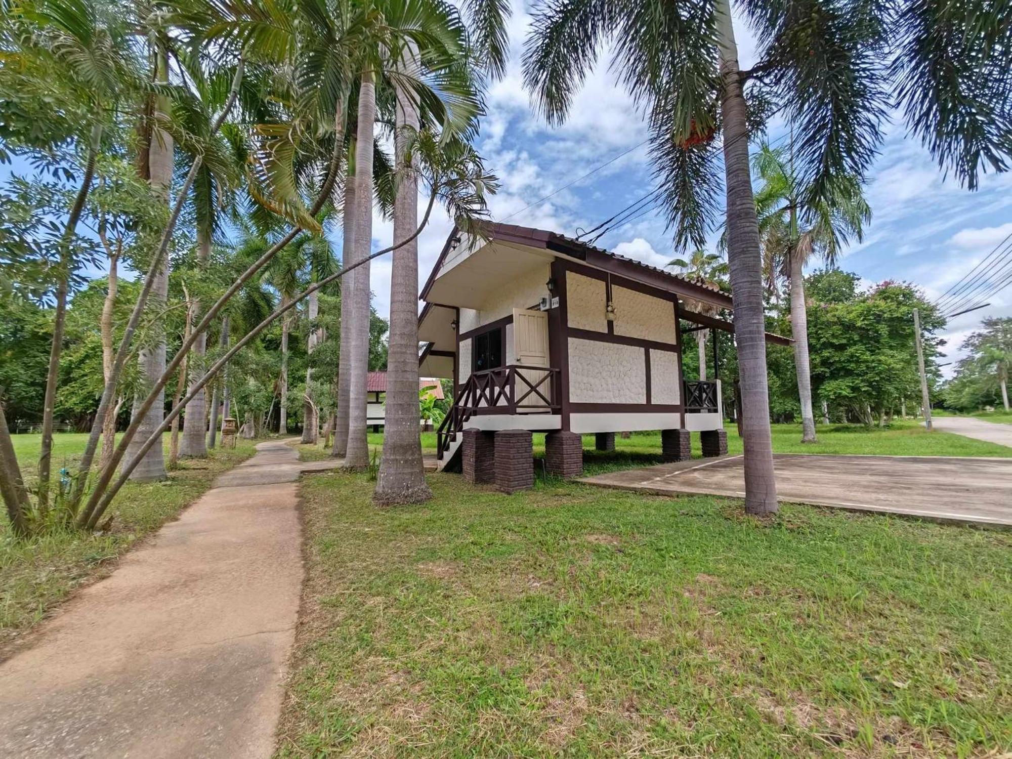 Rs Phong Riverside Resort Кхон Каен Екстериор снимка