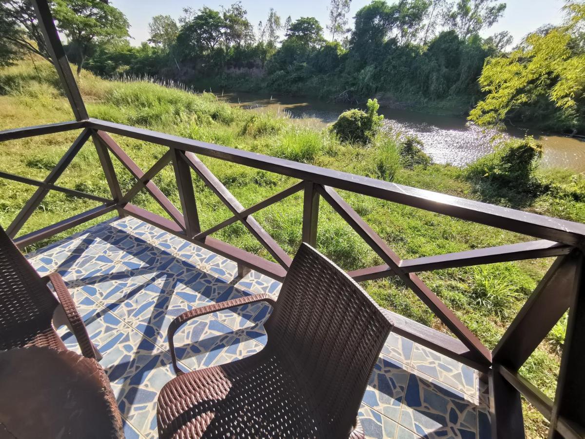 Rs Phong Riverside Resort Кхон Каен Екстериор снимка